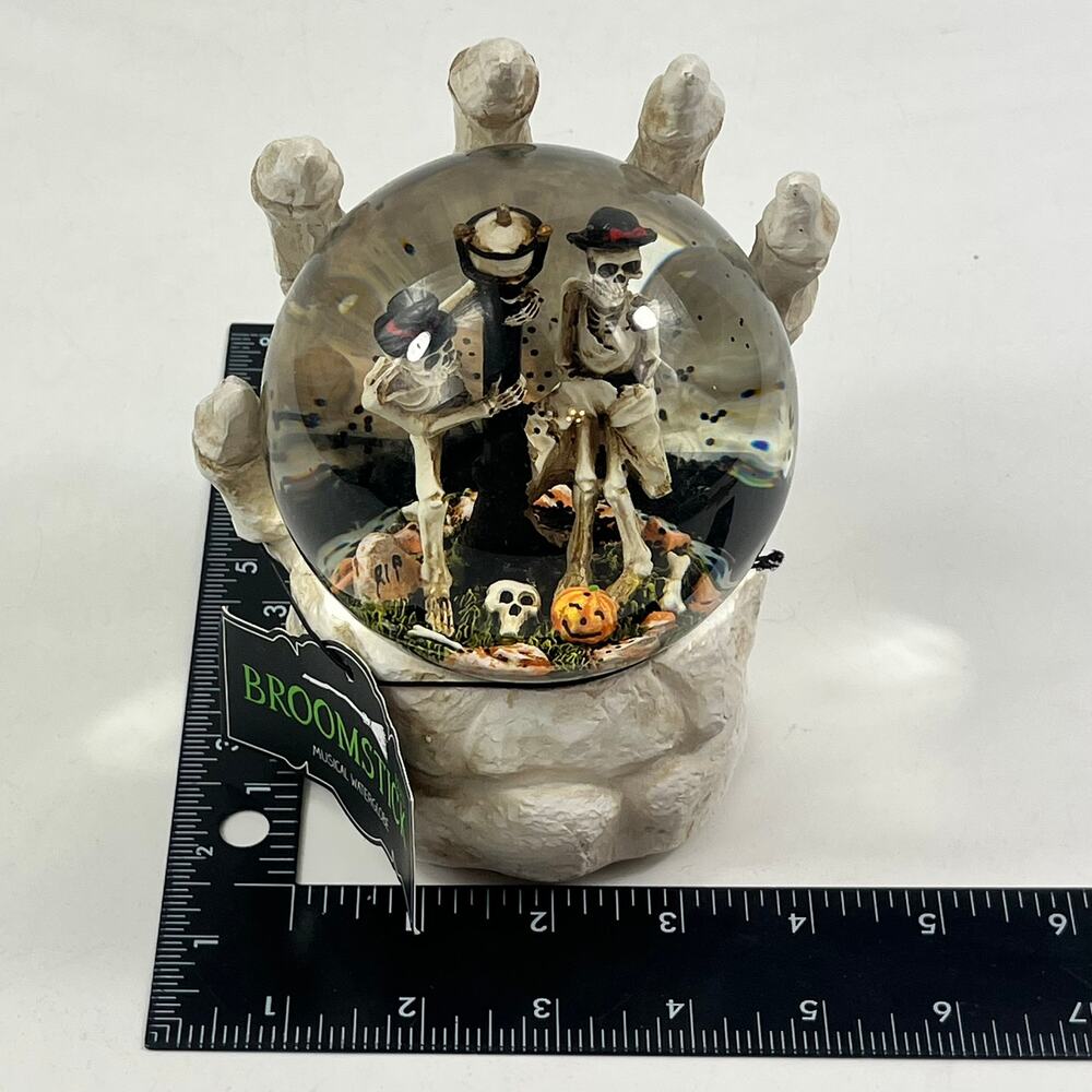 Broomstick Blvd Musical Waterglobe Skeleton Couple Gothic Hand Base Halloween - Picture 9 of 10